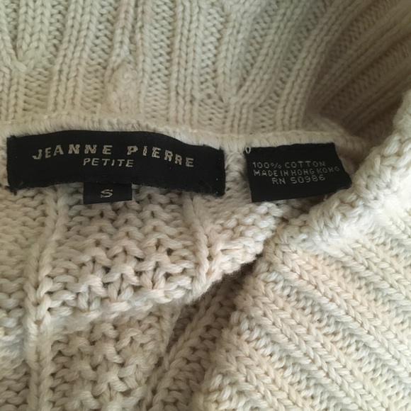 Jeanne Pierre cream cable knit sweater size s/p - Picture 7 of 7